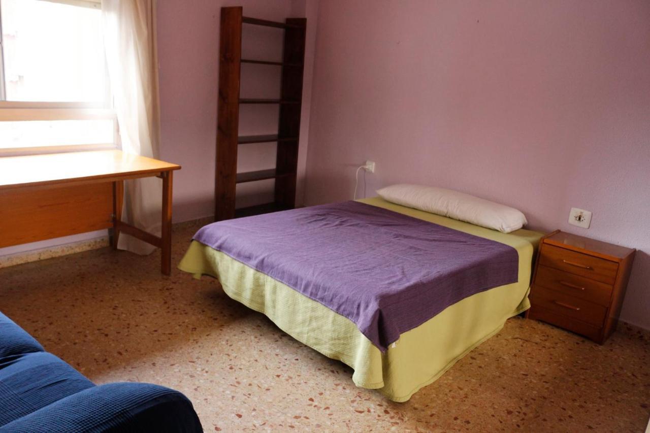 Bigger Flat For Holiday Near Beach Ideal For Familie With Climatisacion Valencia Exterior photo
