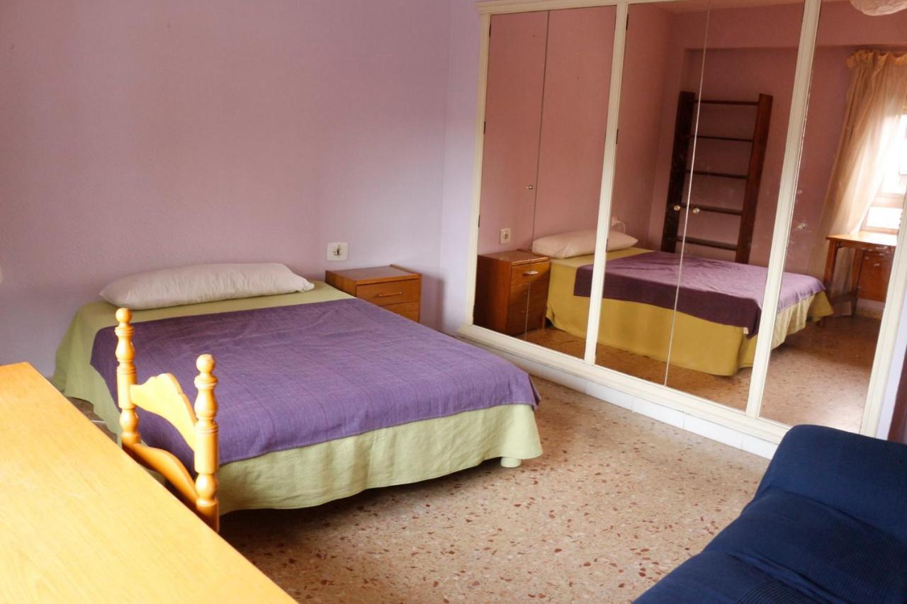 Bigger Flat For Holiday Near Beach Ideal For Familie With Climatisacion Valencia Exterior photo