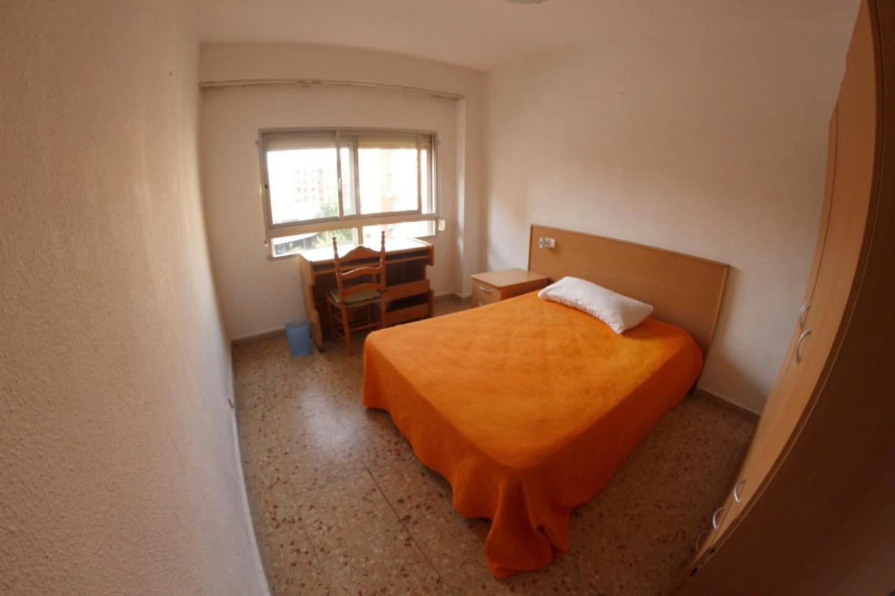 Bigger Flat For Holiday Near Beach Ideal For Familie With Climatisacion Valencia Exterior photo